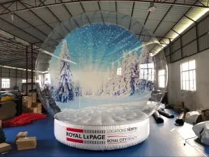 inflatabe snow globe valokuvakoppi